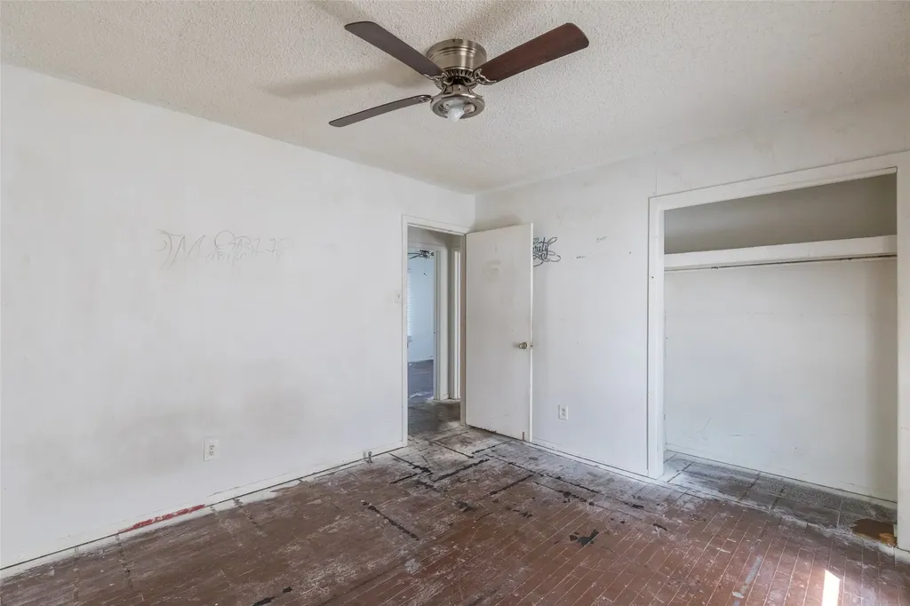 509 Scott Street Tye TX 79563