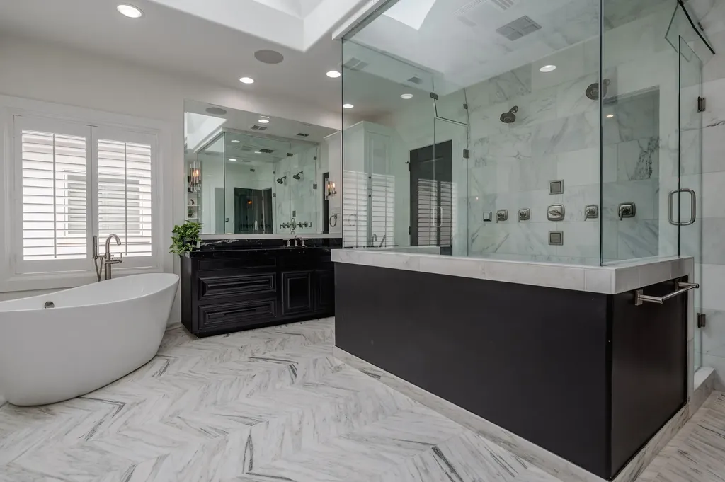 4636 Stanford Avenue Dallas TX 75209