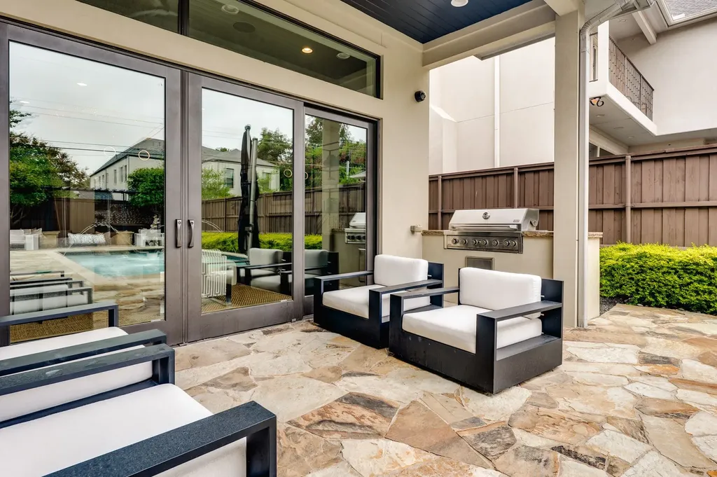 4636 Stanford Avenue Dallas TX 75209