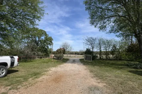 13671 County Road 2143 Kemp TX 75143