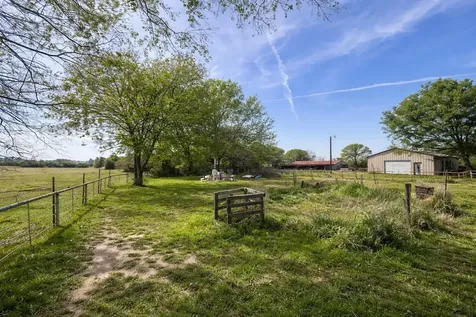 13671 County Road 2143 Kemp TX 75143