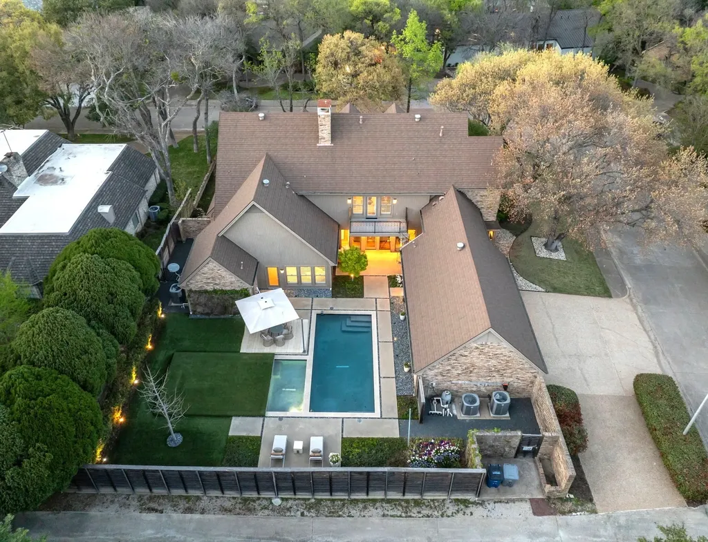 6415 Forestshire Drive Dallas TX 75230