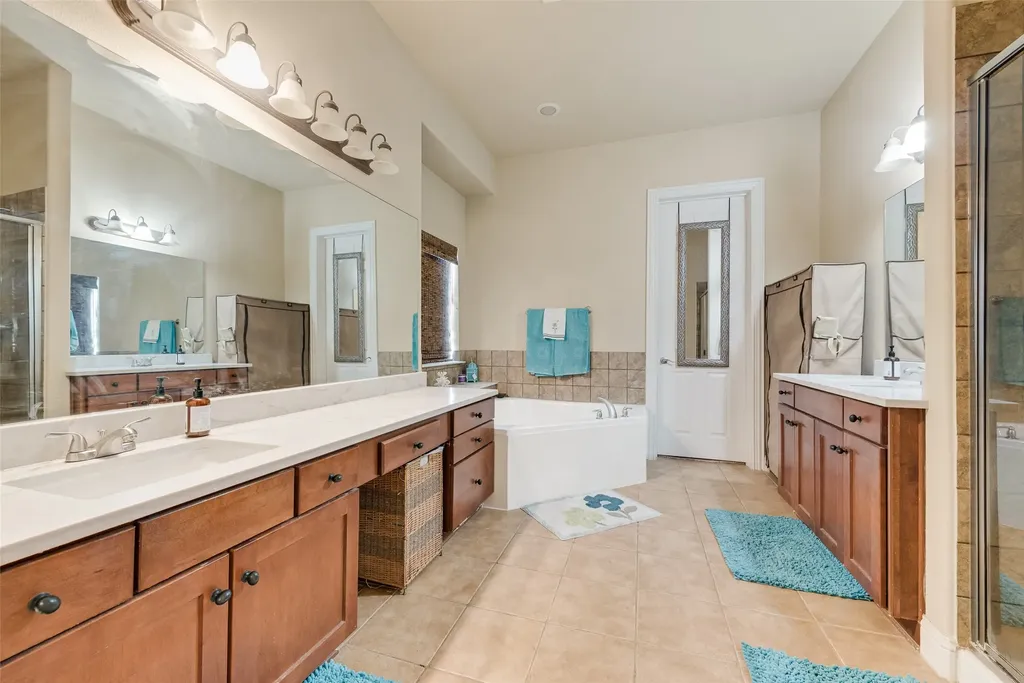 5736 New Castle Drive Richardson TX 75082