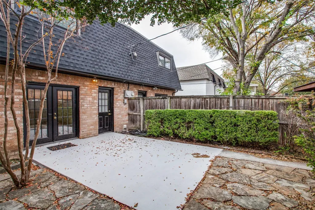 3446 Asbury Street University Park TX 75205