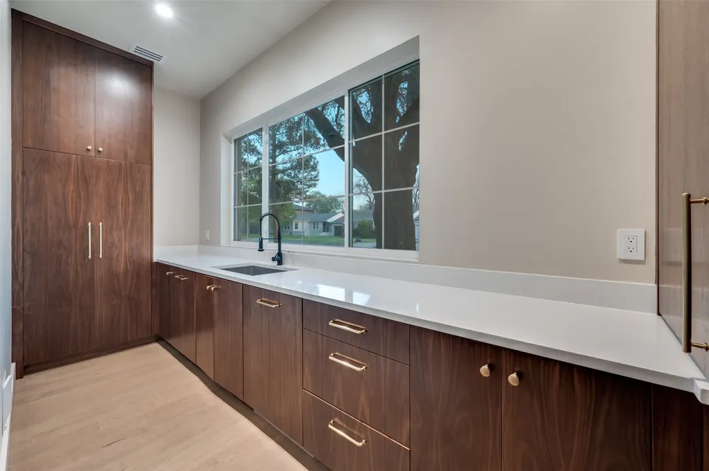 3737 Dunhaven Road Dallas TX 75220