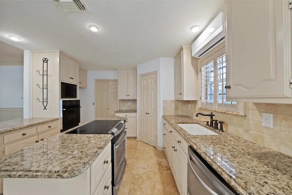 2930 Woodland Hills Drive Grapevine TX 76051