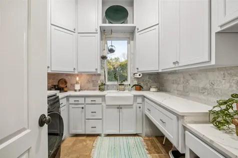 707 Oakhill Lane Cedar Hill TX 75104
