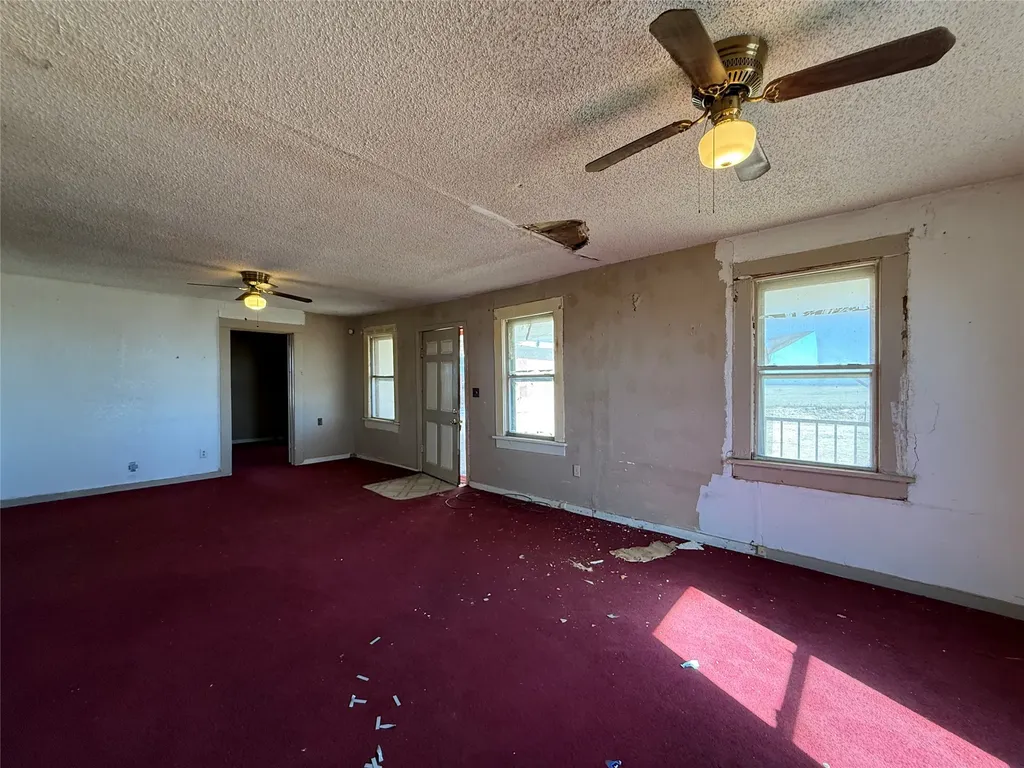 1112 County Road Y Plainview TX 79072