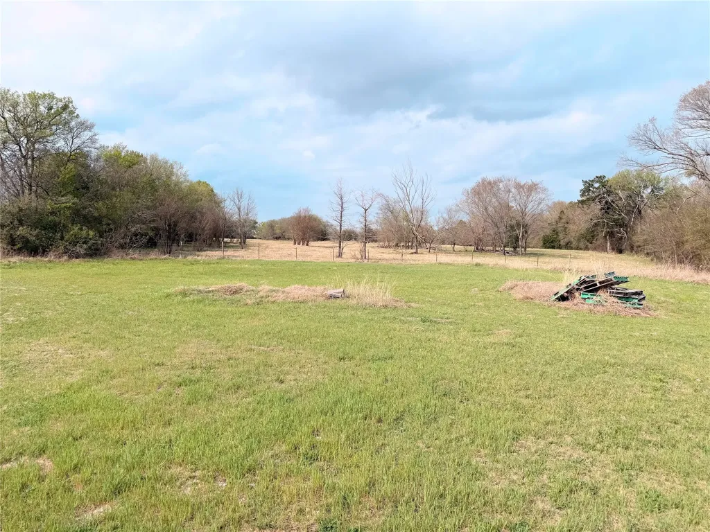 1005 E Yeagua Street Groesbeck TX 76642