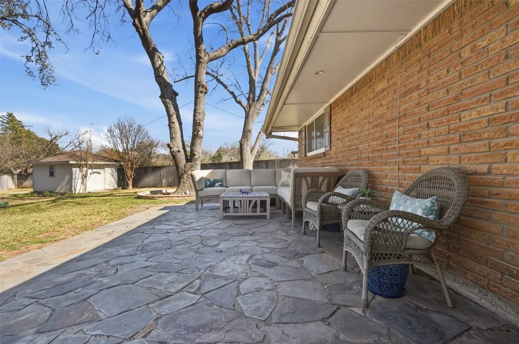 4609 Hildring Drive E Fort Worth TX 76109