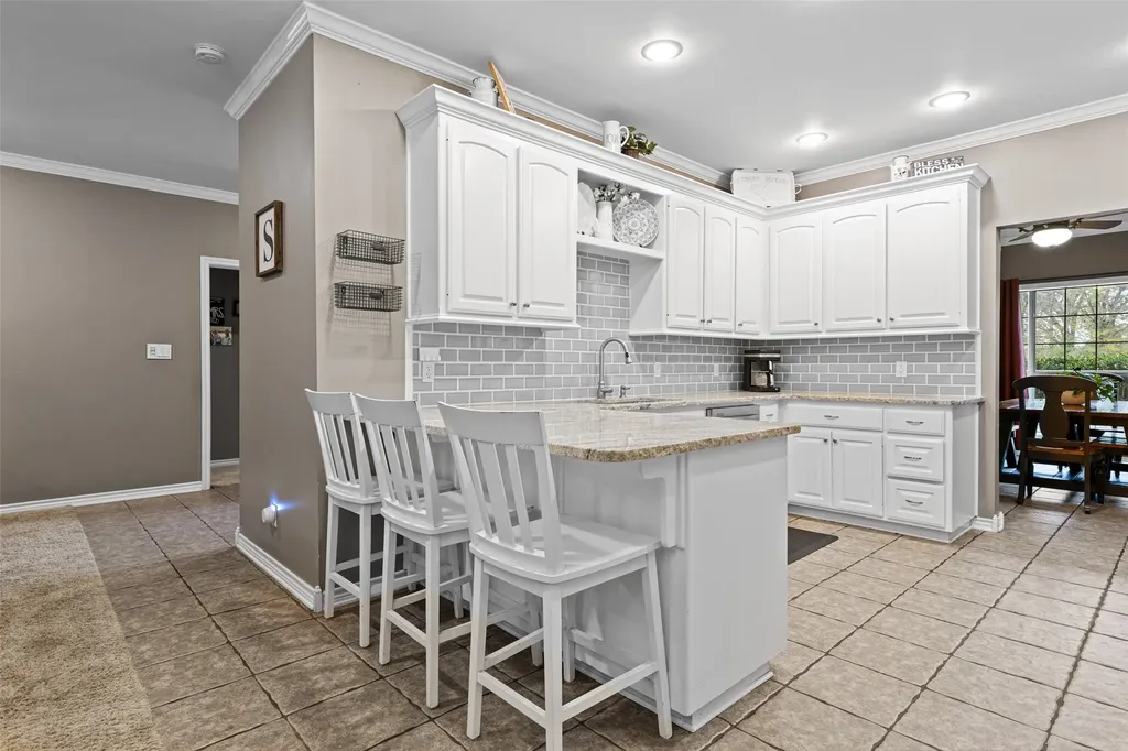 210 Whistler Hallsville TX 75650