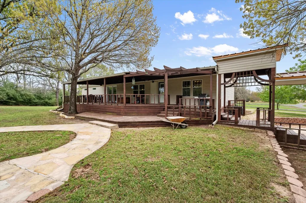 2144 Pr 3015 Buffalo TX 75831