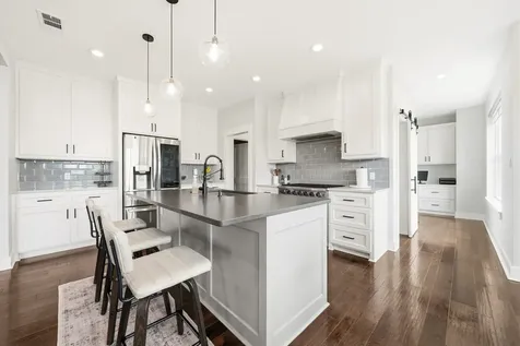 2014 W Elm Mott Drive Waco TX 76705