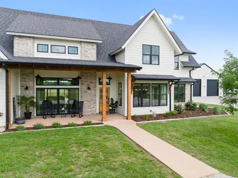 2014 W Elm Mott Drive Waco TX 76705
