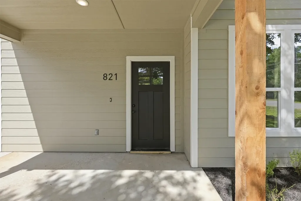 821 Harness Trail Granbury TX 76049