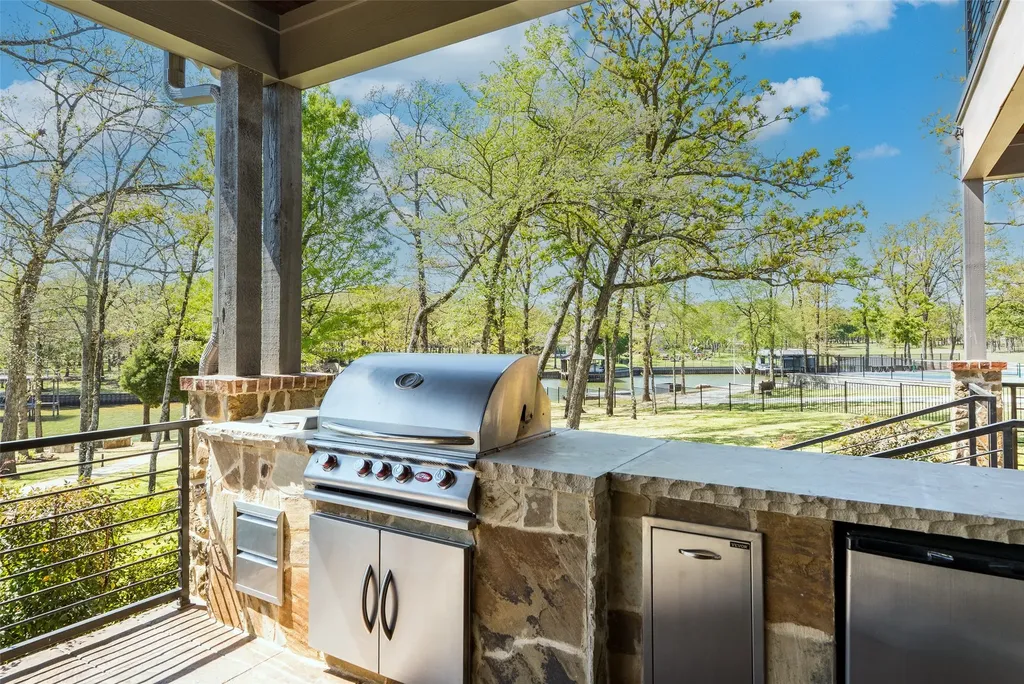 211 Sandpiper Drive Mabank TX 75156