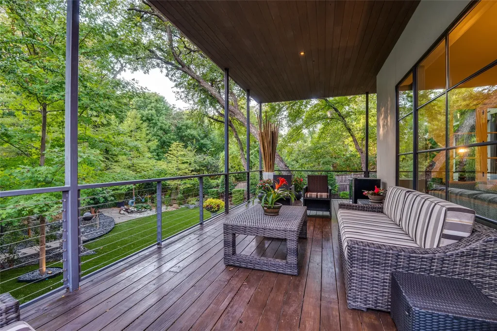645 Kessler Reserve Court Dallas TX 75208