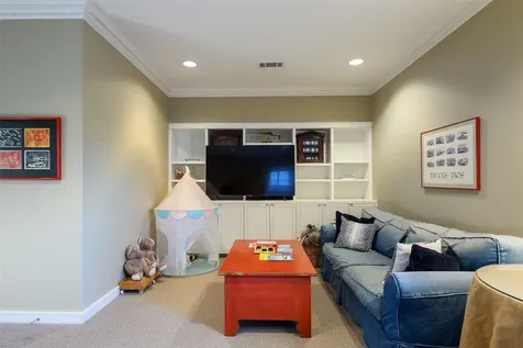 2116 Bradford Park Court Fort Worth TX 76107