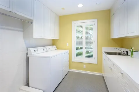 2116 Bradford Park Court Fort Worth TX 76107