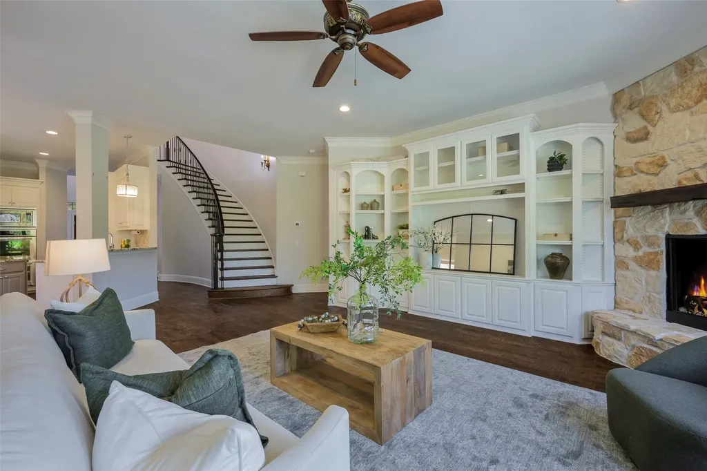 2900 Prestonwood Drive Plano TX 75093