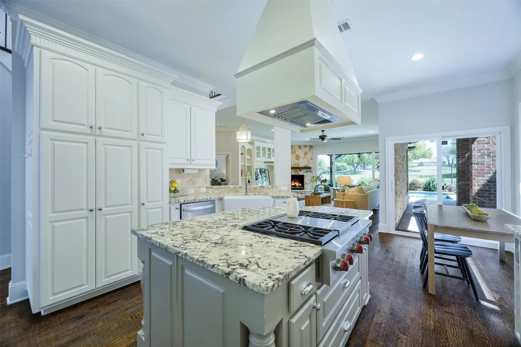 2900 Prestonwood Drive Plano TX 75093