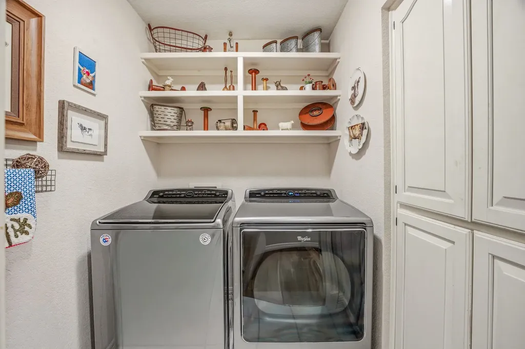 5910 Dog Leg Court Granbury TX 76049
