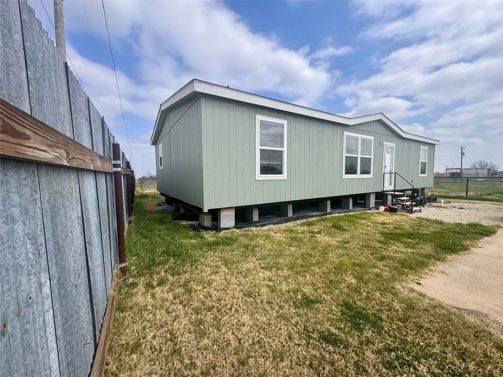 216 Private Road 1622 Stephenville TX 76401