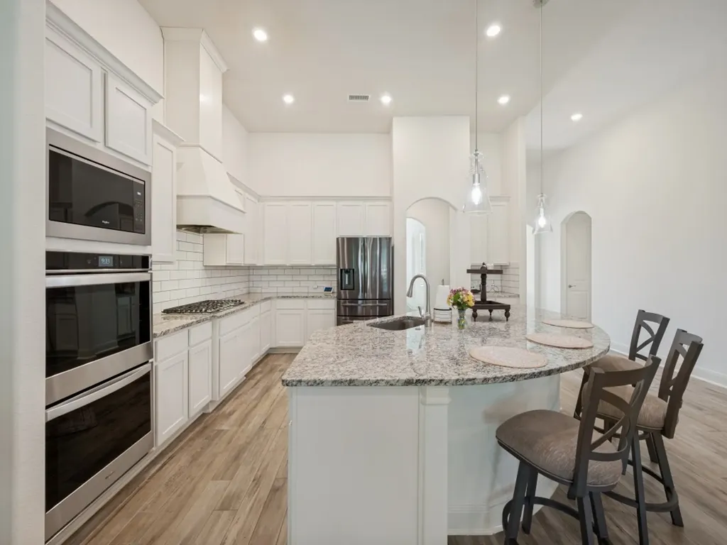 102 White Oak Drive Krugerville TX 76227