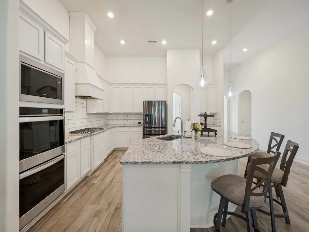 102 White Oak Drive Krugerville TX 76227