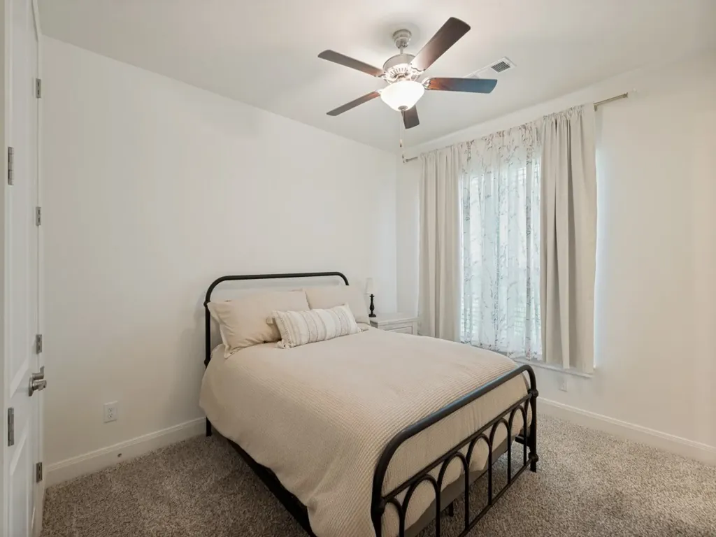 102 White Oak Drive Krugerville TX 76227