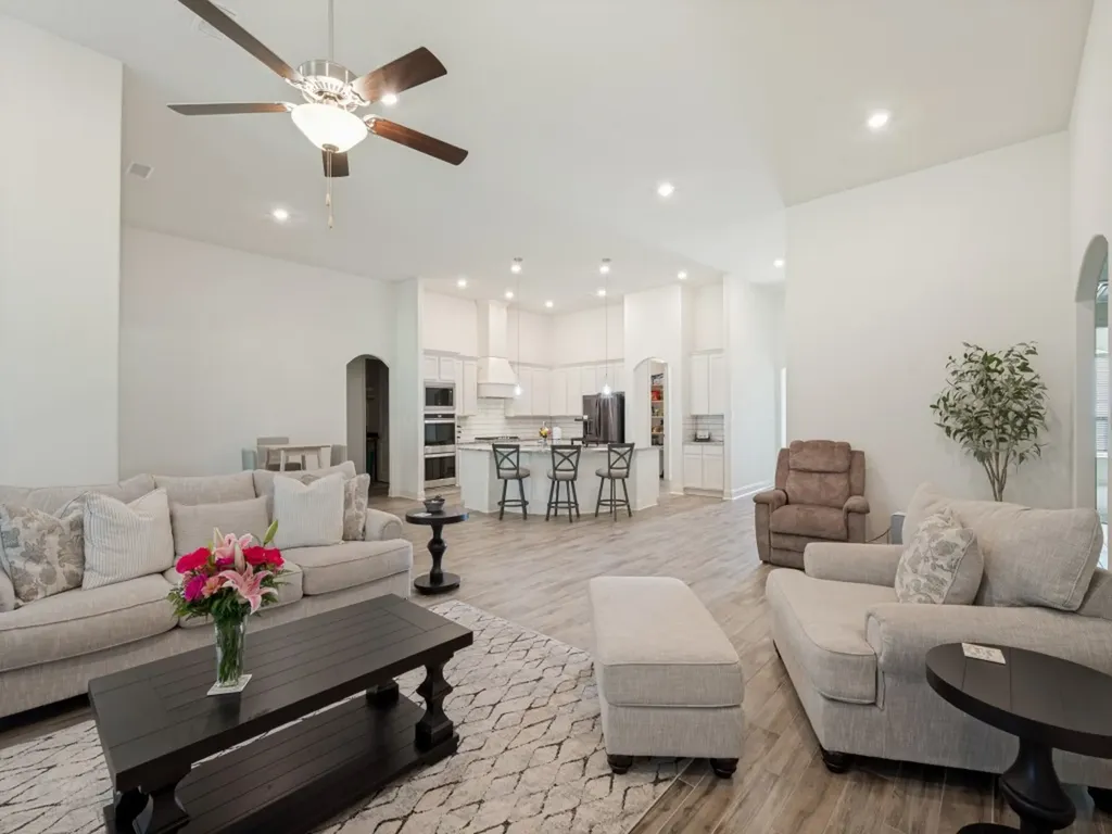 102 White Oak Drive Krugerville TX 76227