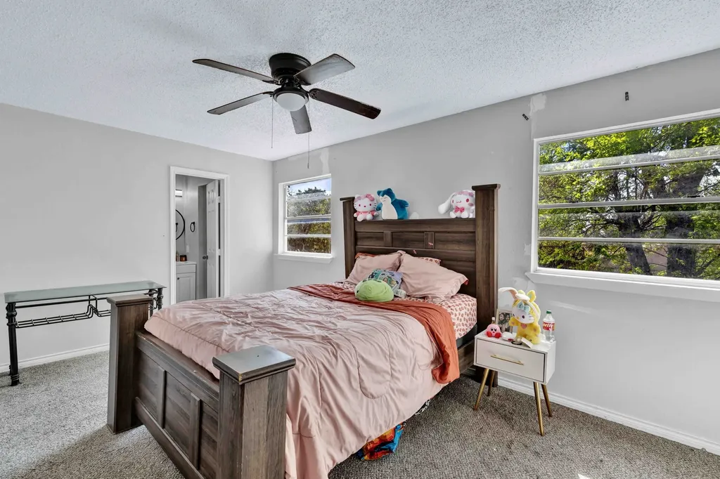 4904 Rollingwood Court Garland TX 75043