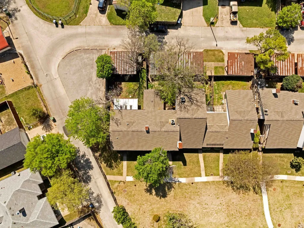 4904 Rollingwood Court Garland TX 75043