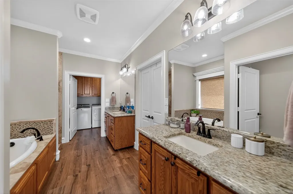 10227 County Road 4101 Frankston TX 75763