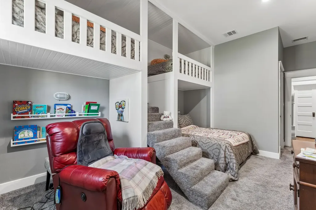 110 S Walnut Roanoke TX 76262