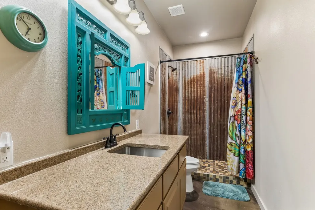 110 S Walnut Roanoke TX 76262