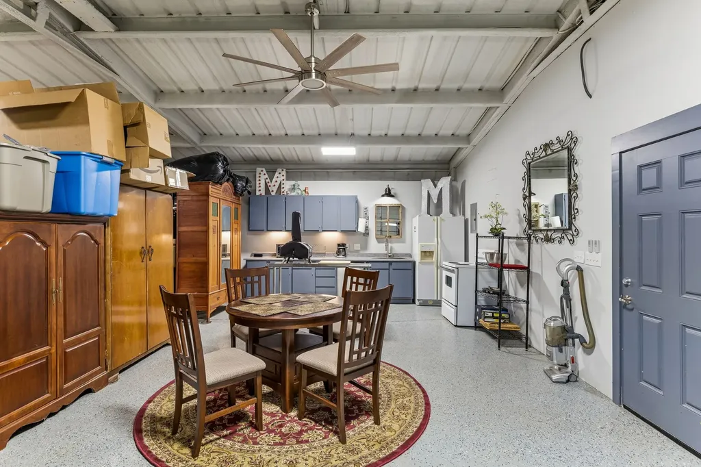 110 S Walnut Roanoke TX 76262