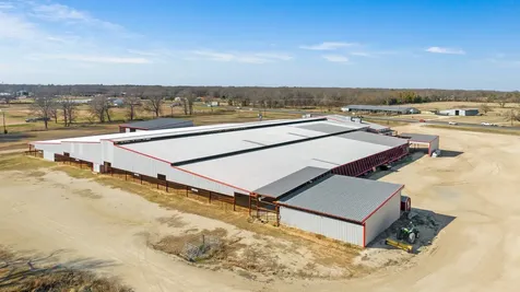 3536 E Hwy 82 Highway Paris TX 75462