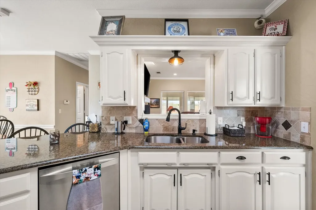 220 S Fork Drive Hudson Oaks TX 76087