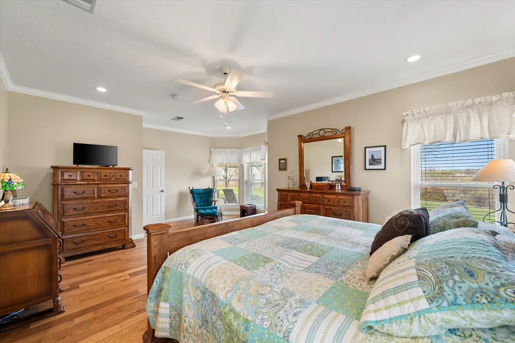 220 S Fork Drive Hudson Oaks TX 76087