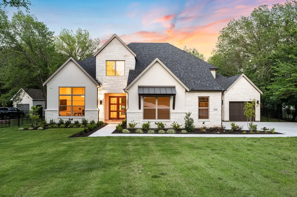 Keller TX, 2131 Ravenwood Drive