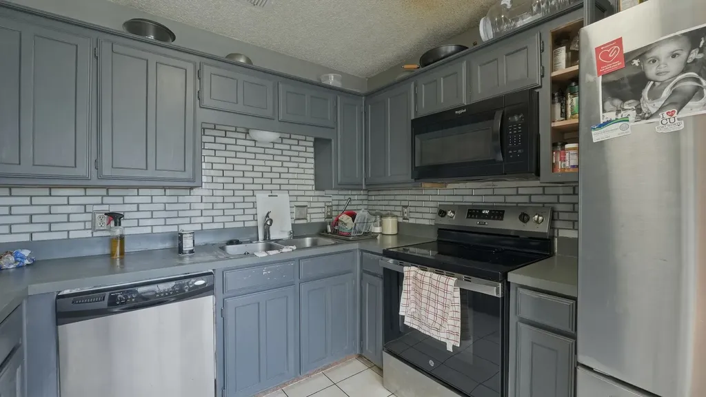 7921 Tree Leaf Lane Fort Worth TX 76123