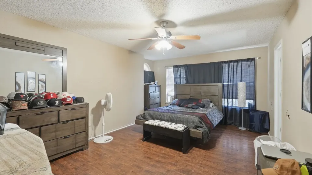 7921 Tree Leaf Lane Fort Worth TX 76123