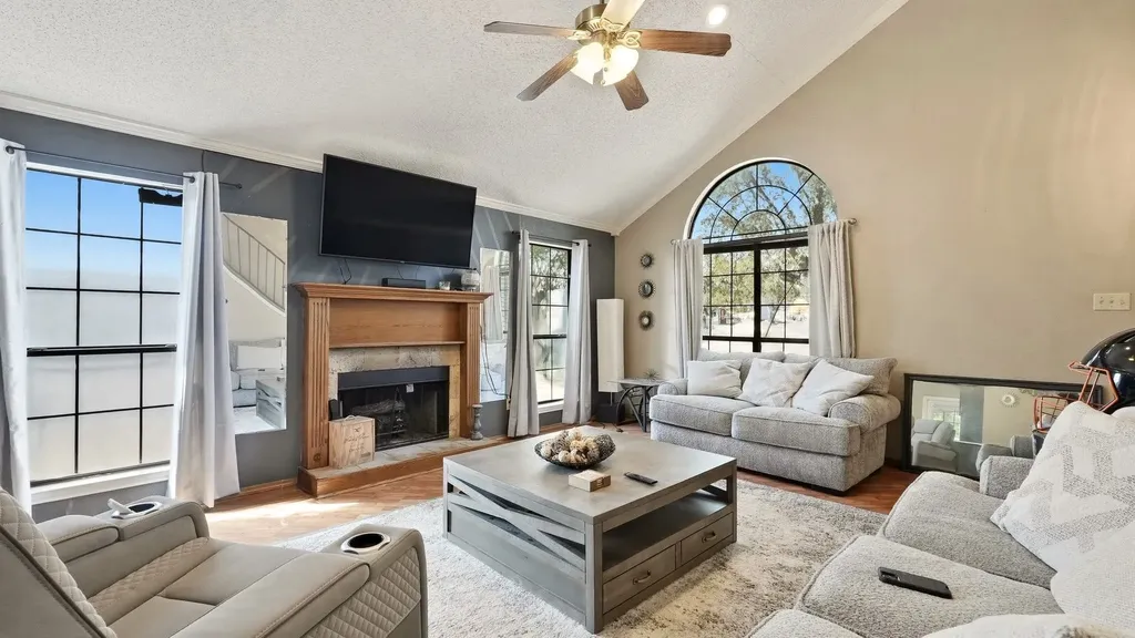 7921 Tree Leaf Lane Fort Worth TX 76123