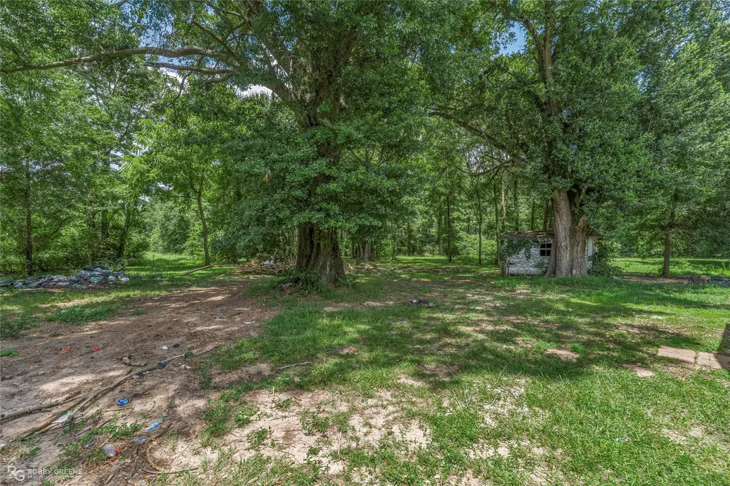 120 Bessie Crow Road Coushatta LA 71019