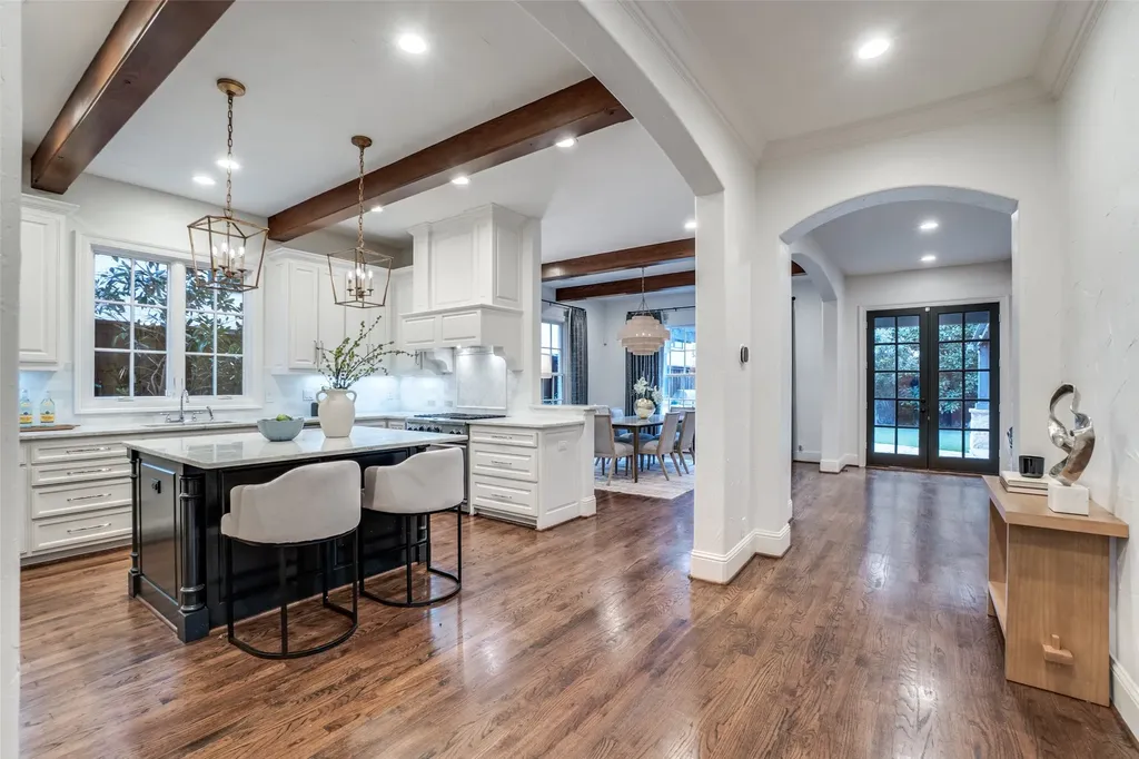 4900 W Stanford Avenue Dallas TX 75209