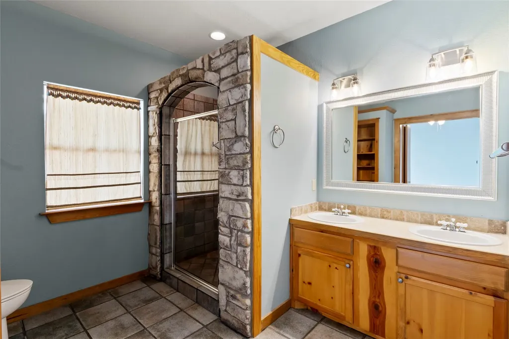 5459 Woodland Shores Drive Log Cabin TX 75148