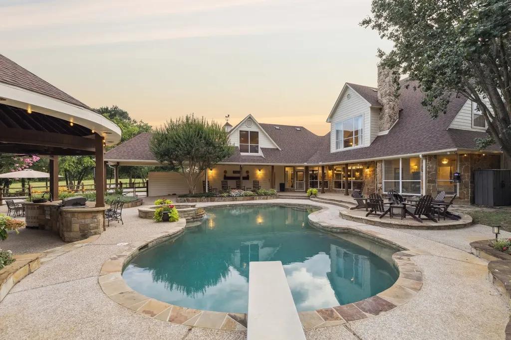 4879 Geren Trail Mckinney TX 75071