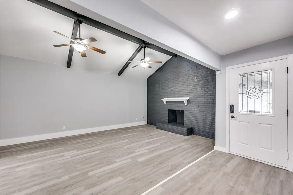 2006 Elmridge Drive Arlington TX 76012
