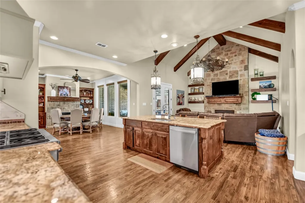 108 Buchanan Court Aledo TX 76008